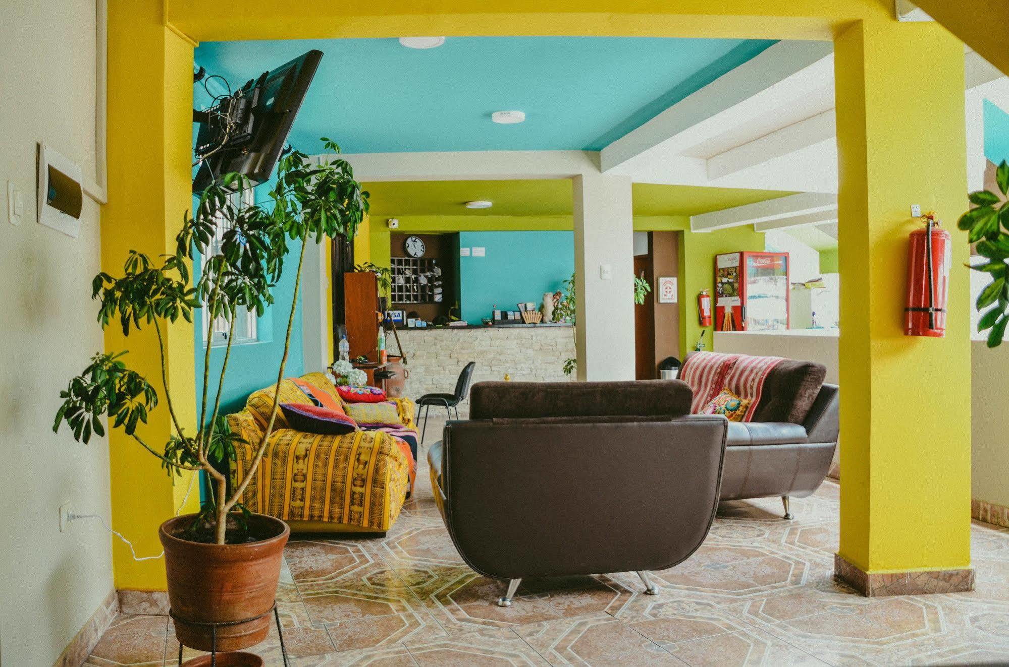 Cuscopackers Hostels Kültér fotó